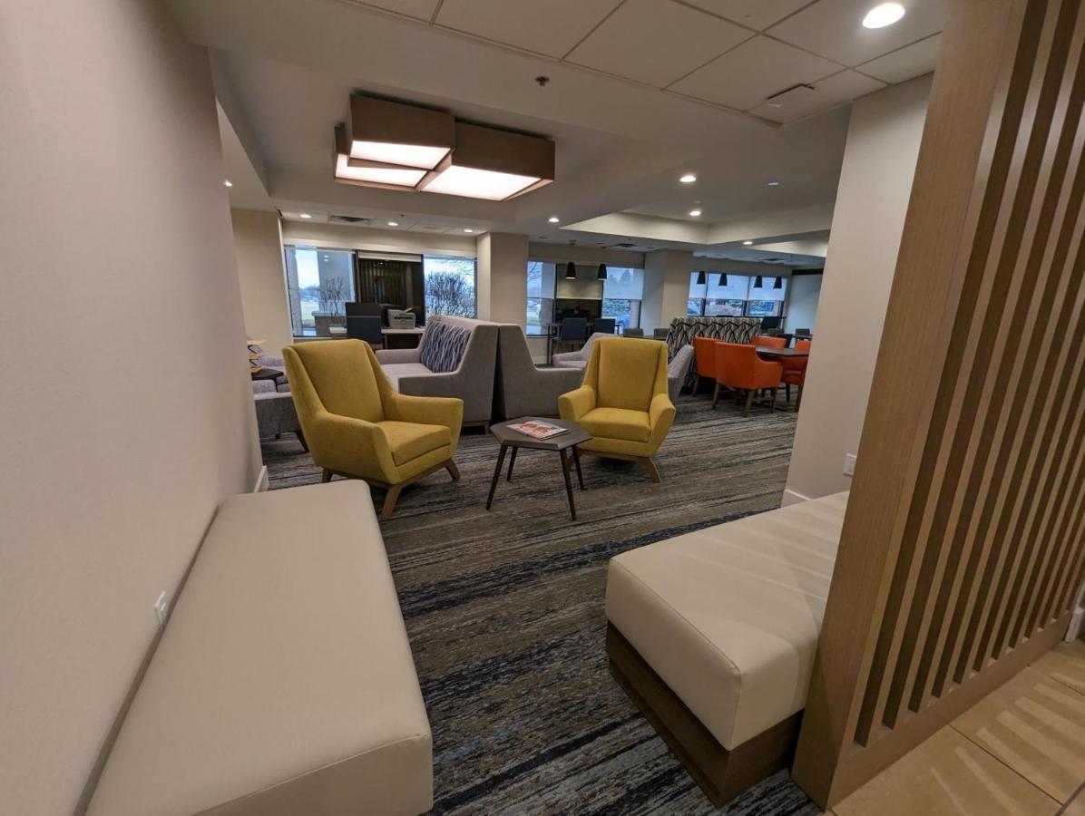 Holiday Inn Express Indianapolis Airport By Ihg Plainfield Zewnętrze zdjęcie