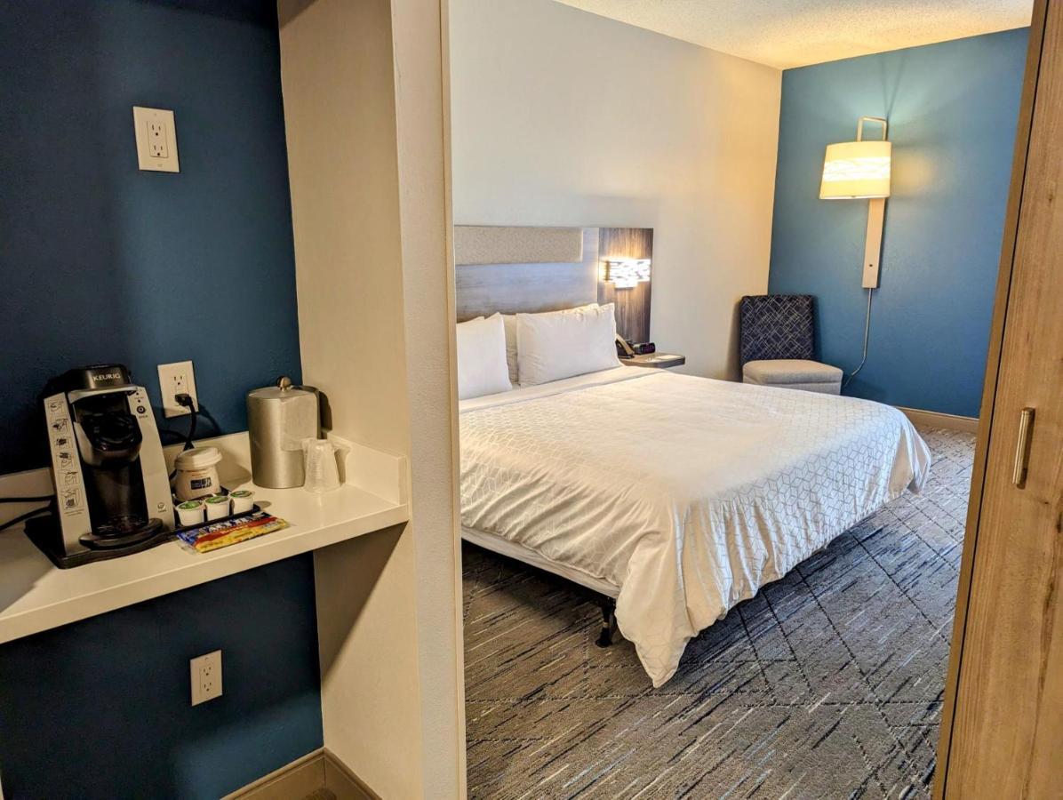 Holiday Inn Express Indianapolis Airport By Ihg Plainfield Zewnętrze zdjęcie