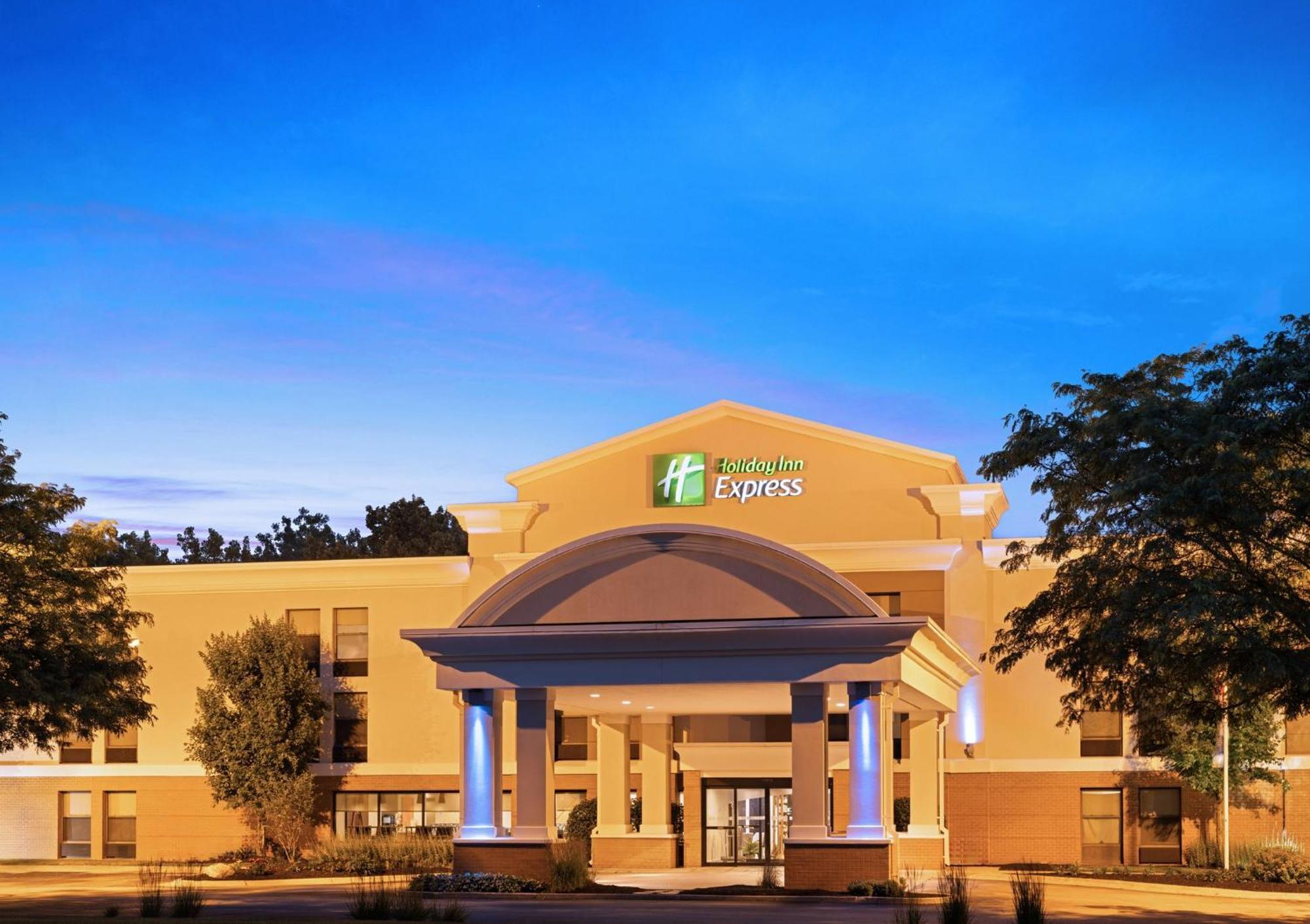 Holiday Inn Express Indianapolis Airport By Ihg Plainfield Zewnętrze zdjęcie